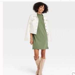 Universal thread mock neck cotton dress